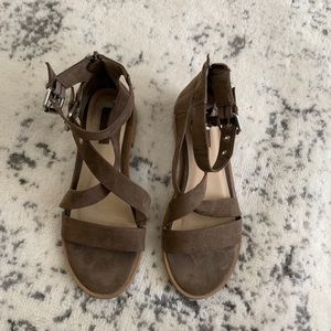 Brown/Taupe Sandals